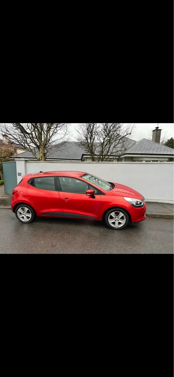 Renault Clio - Image 1