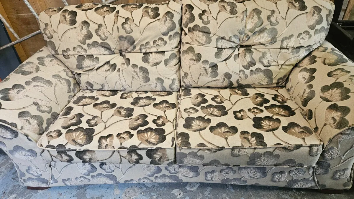 Sofa - Image 2