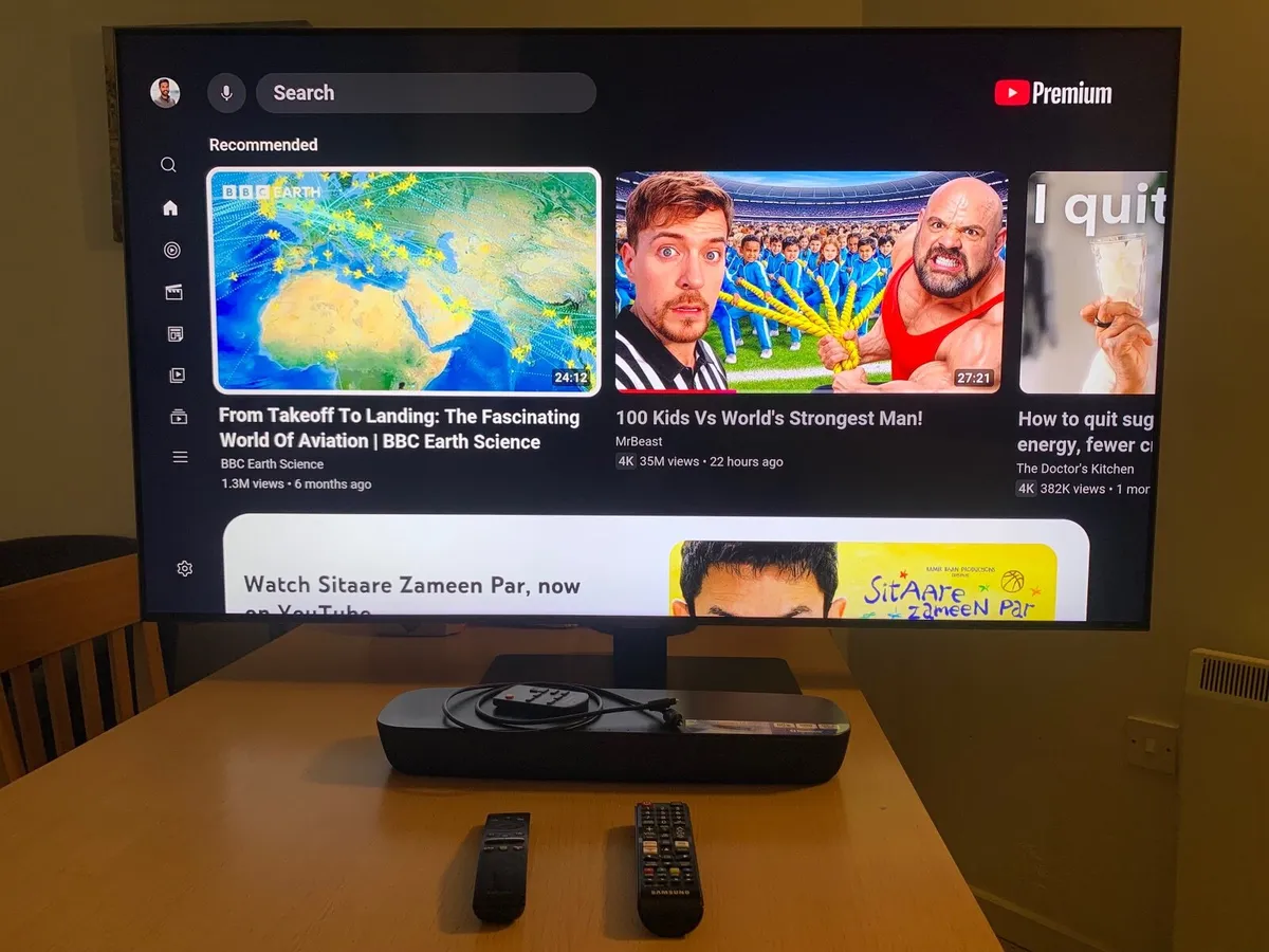 Samsung QLED 55” smart tv with Panasonic soundbar - Image 1