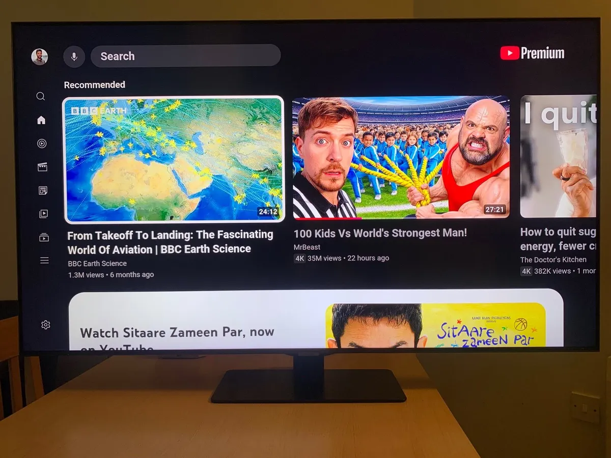 Samsung QLED 55” smart tv with Panasonic soundbar - Image 3