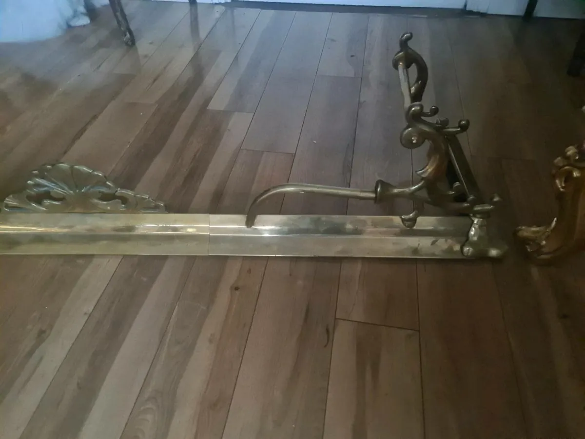 Solid heavy brass fender - Image 4