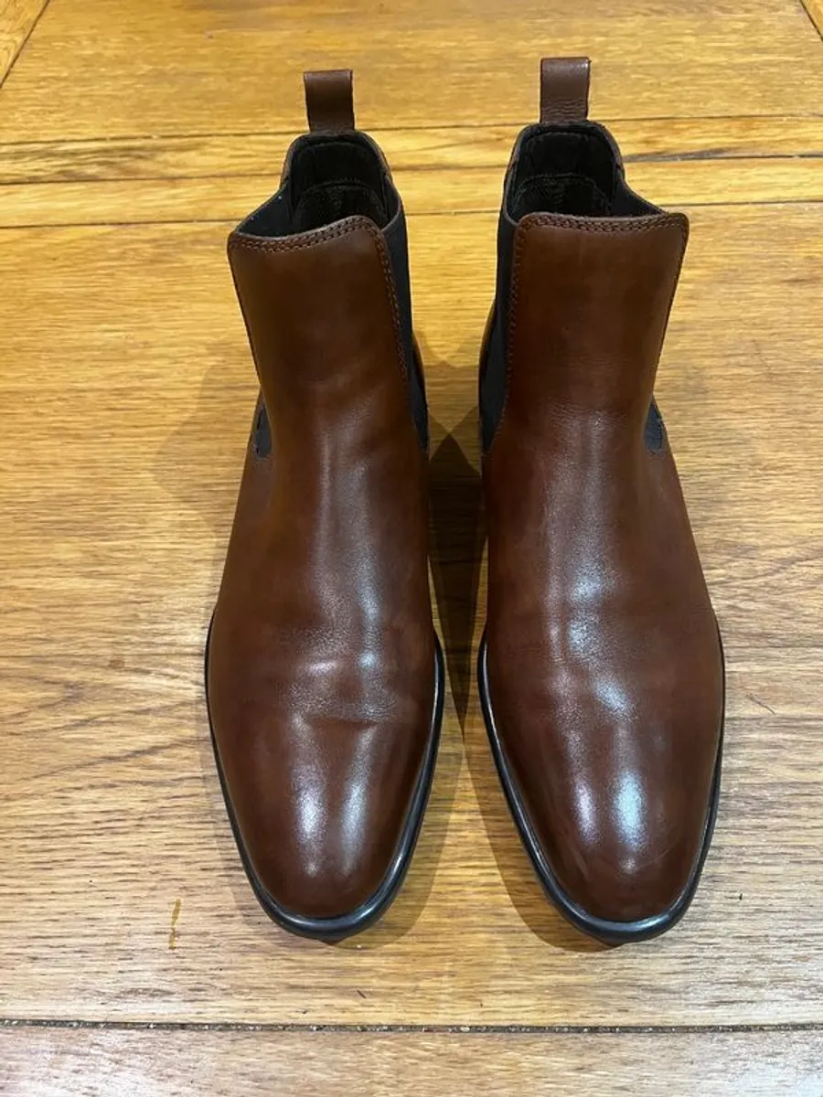 Ecco Chelsea Boots. Two pairs. Size 9/43 - Image 1