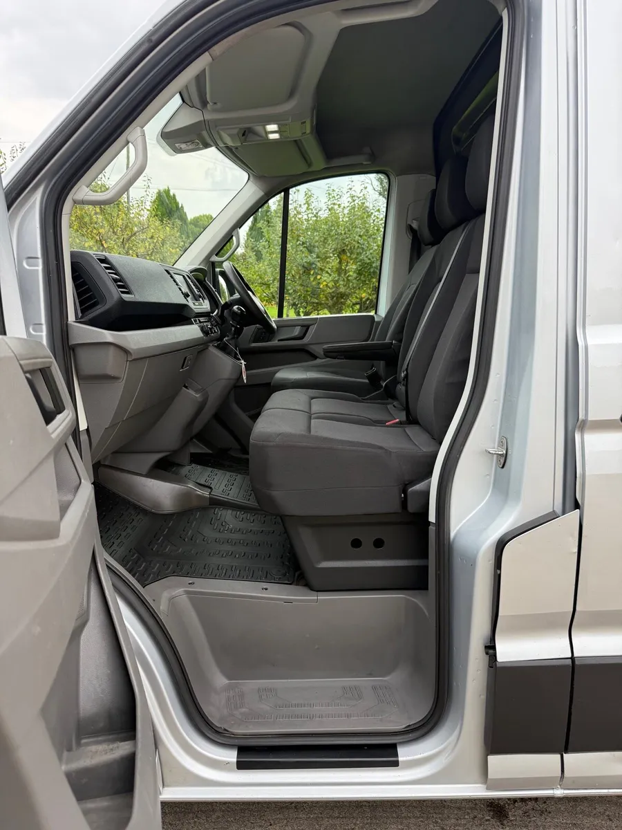 2019 MAN TGE 180 BiTurbo RWD High Roof Van MWB 6sp - Image 3