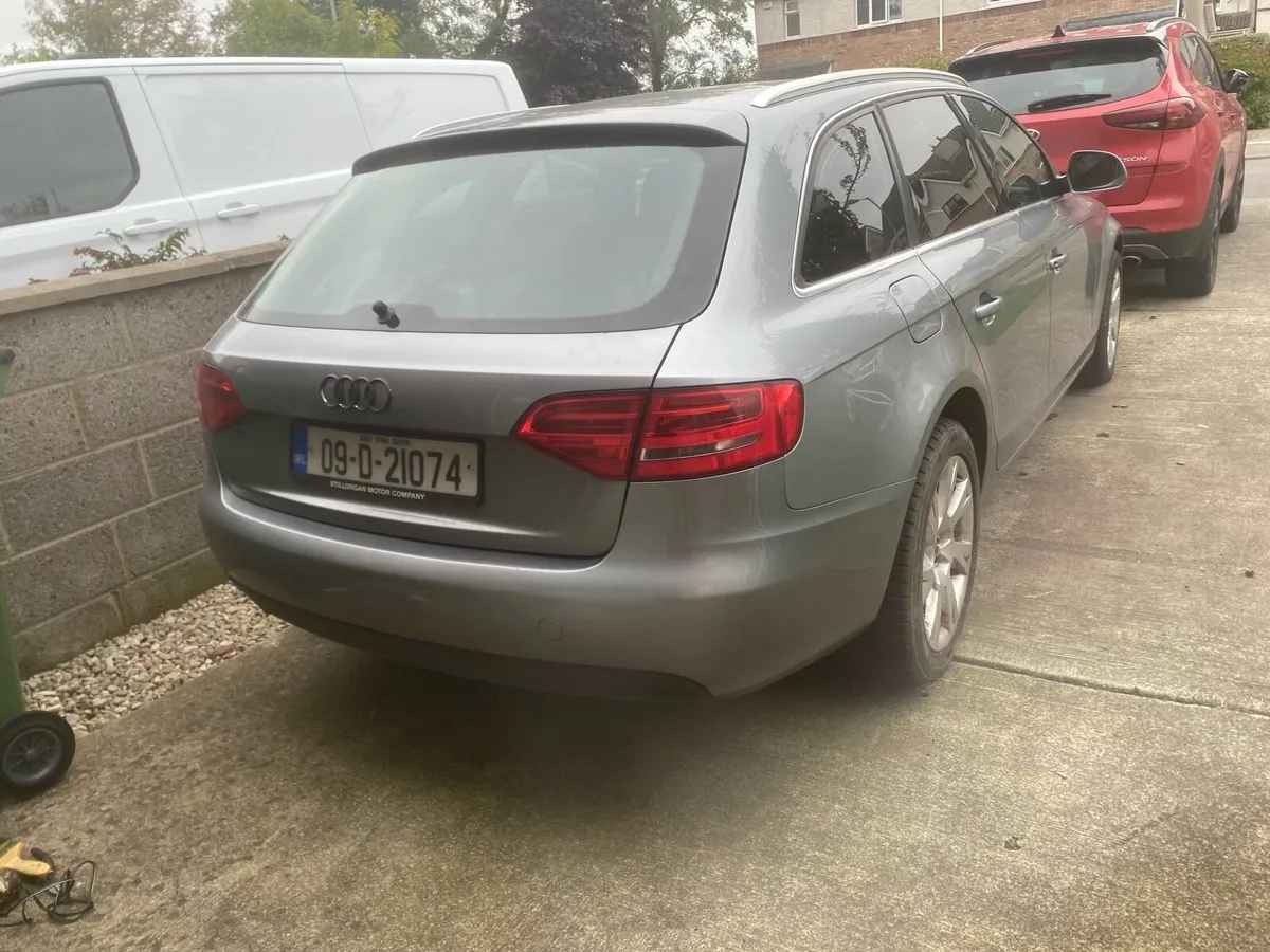 Audi A4 estate - Image 4