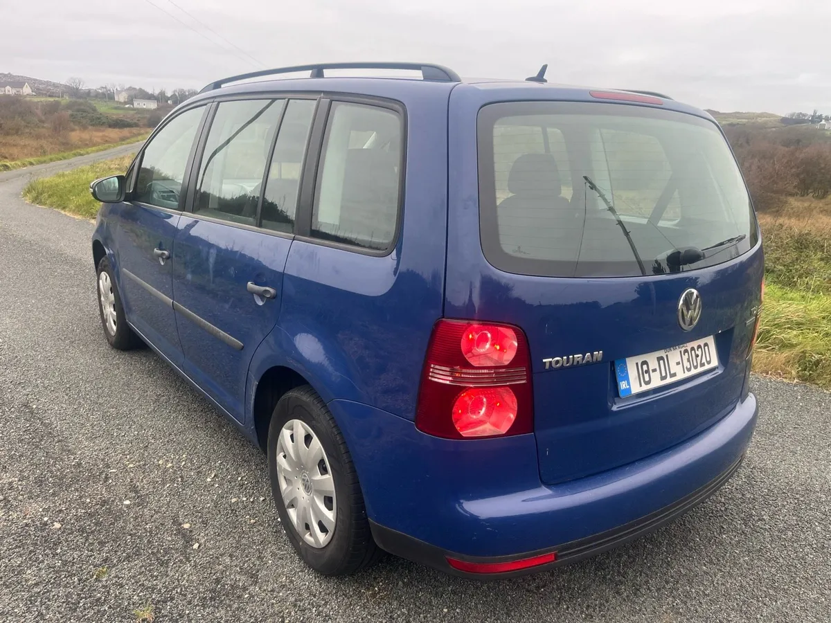 2010 Volkswagen touran - Image 4