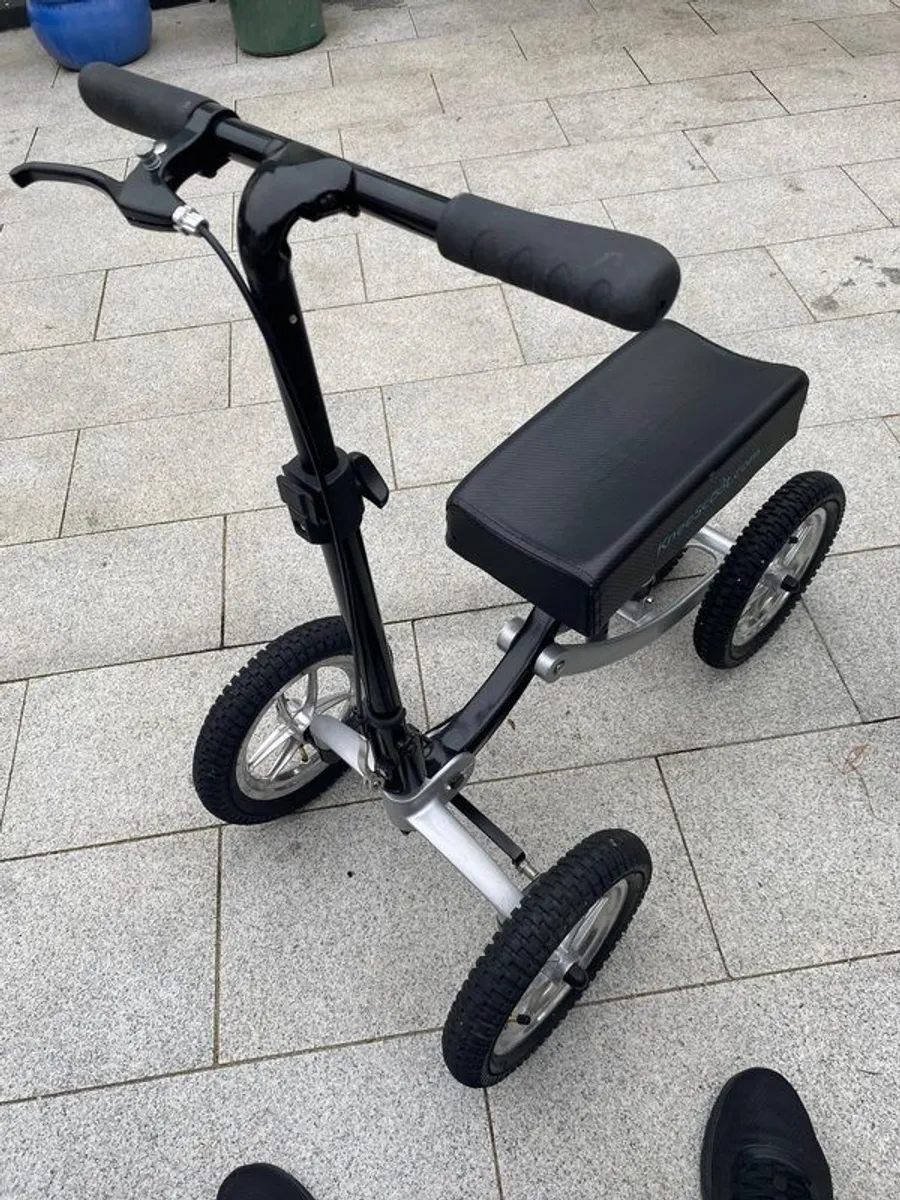 Knee Scooter - Image 1