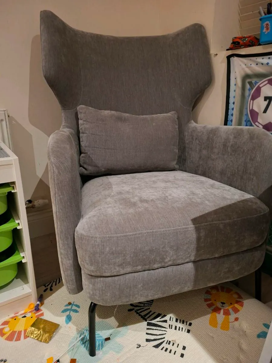 Armchair accent - Image 1