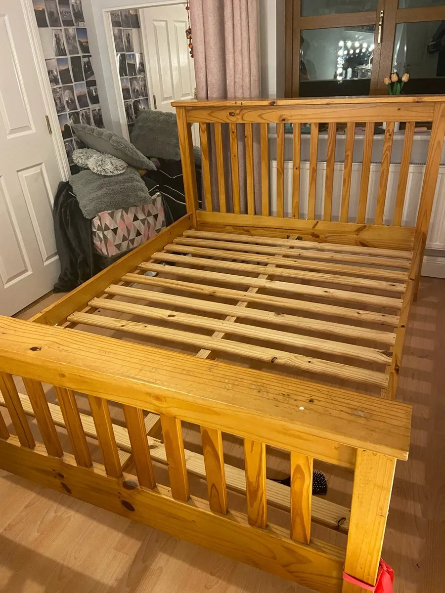 Bed 4ft 6 - Image 3
