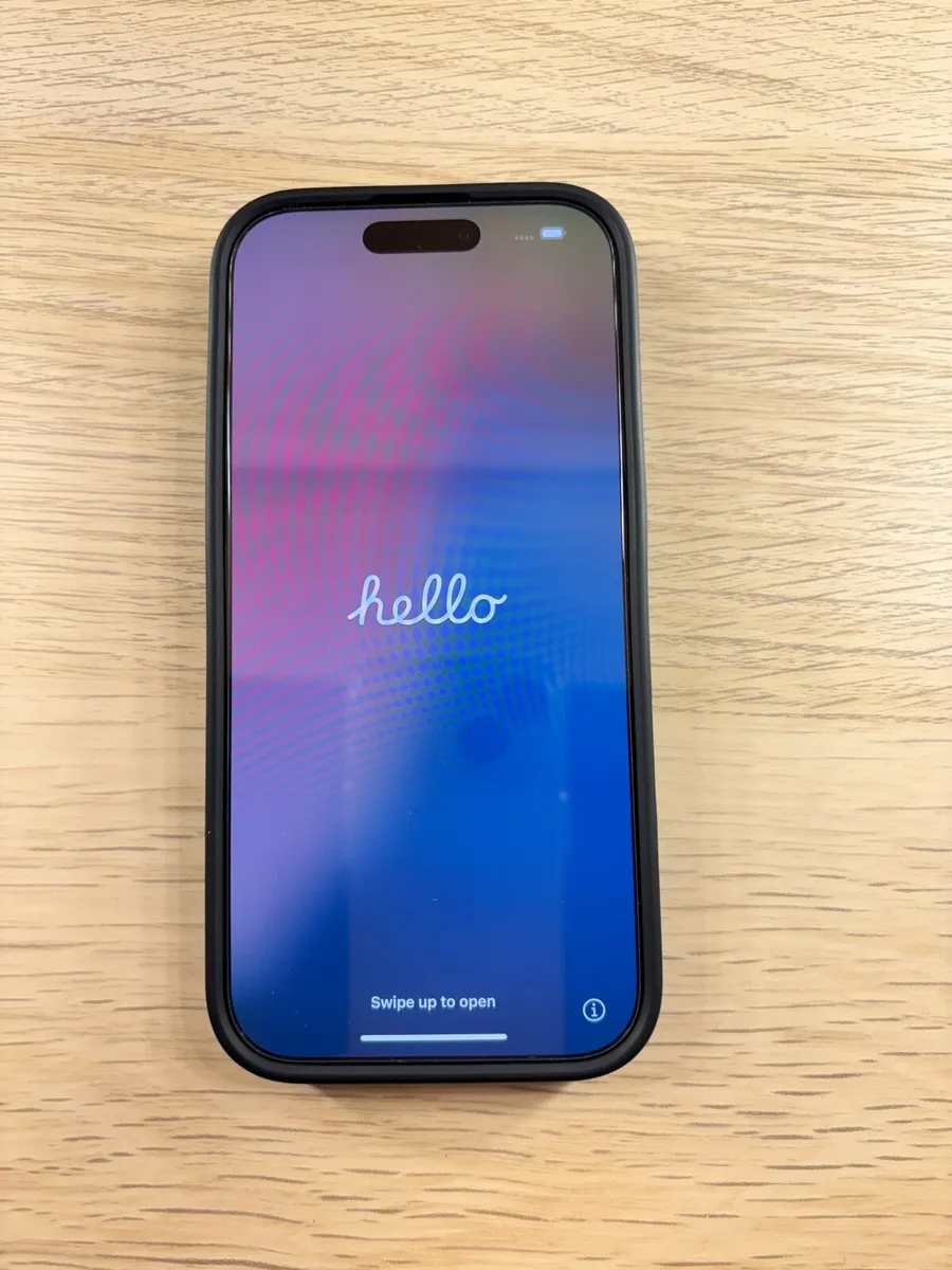 iPhone 16 Pro/ 128 GB - Image 1