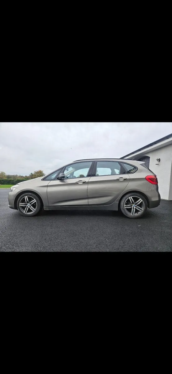 BMW 218D Manual - Image 4