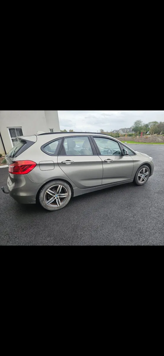 BMW 218D Manual - Image 3