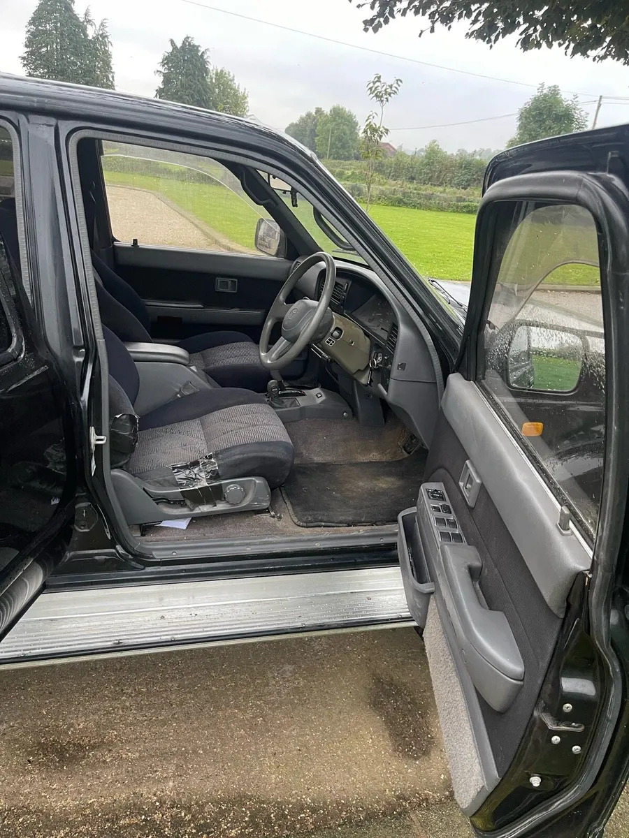 toyota hilux surf 3.0td auto - Image 4
