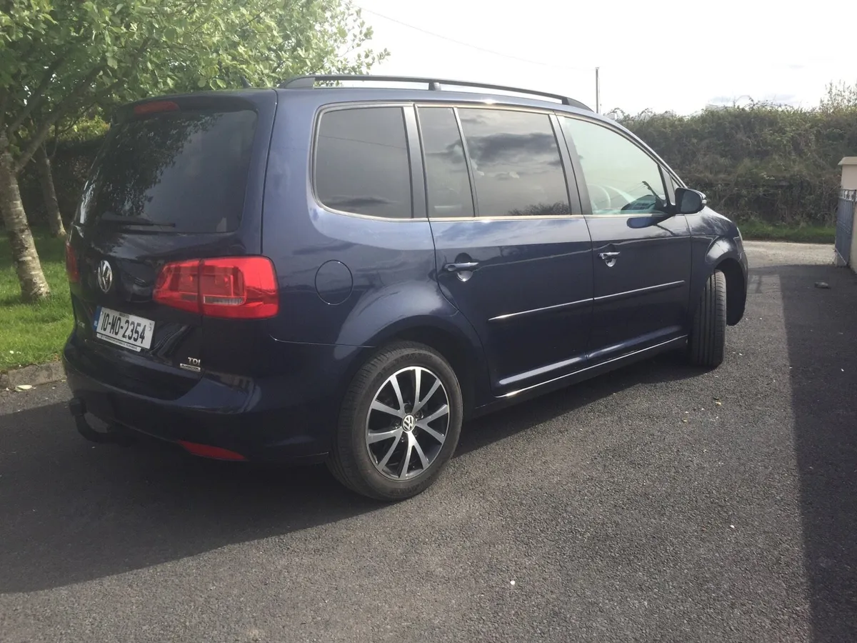 Car - Image 3