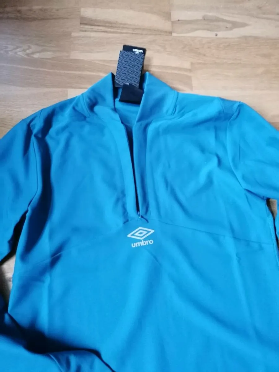 Nike kids top NEW - Image 1