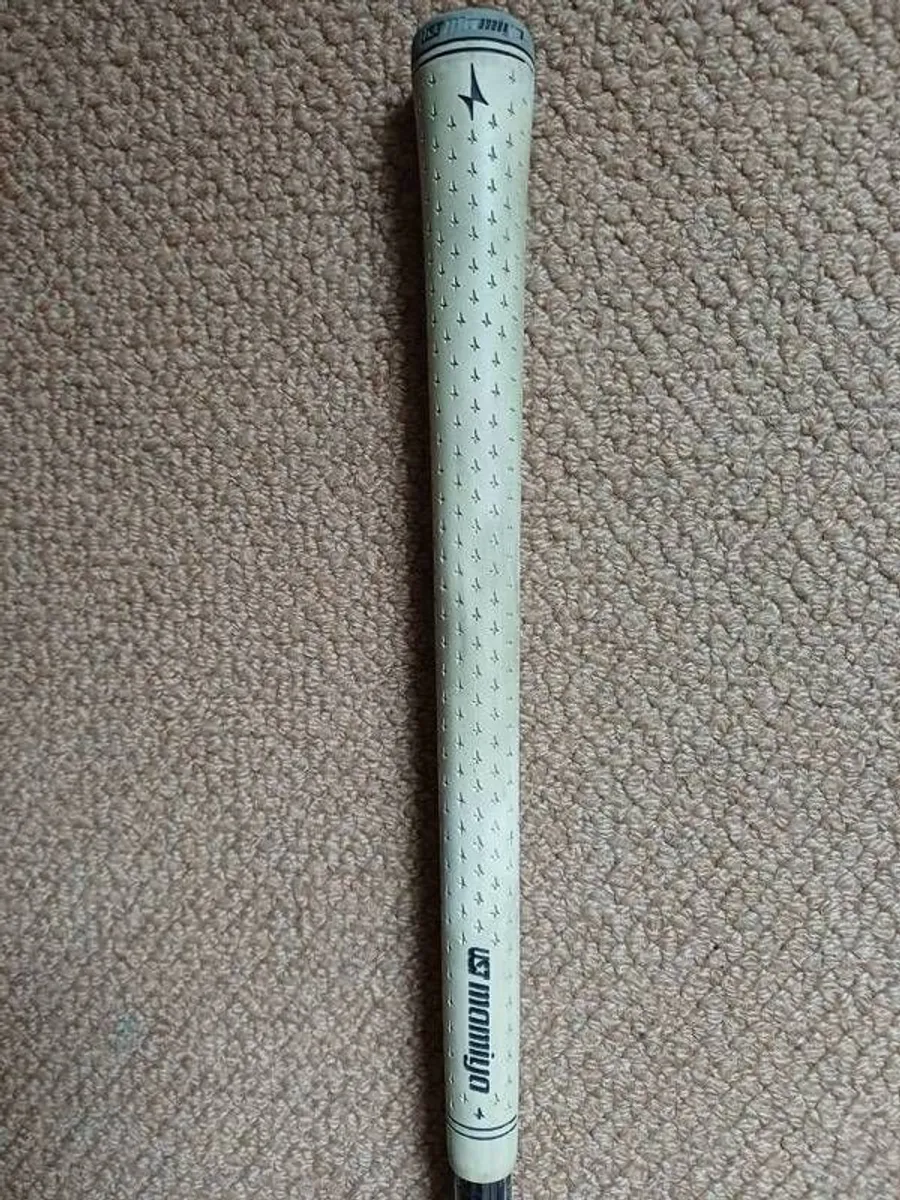 Golf driver. Cleveland Custom 588 Driver - Image 4