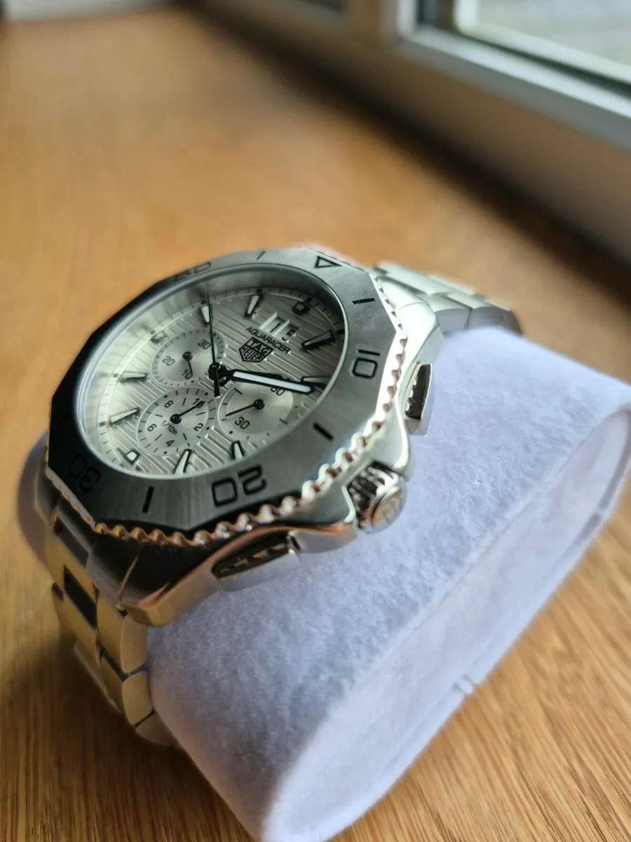 Tag Heuer Aquaracer chronograph - Image 3