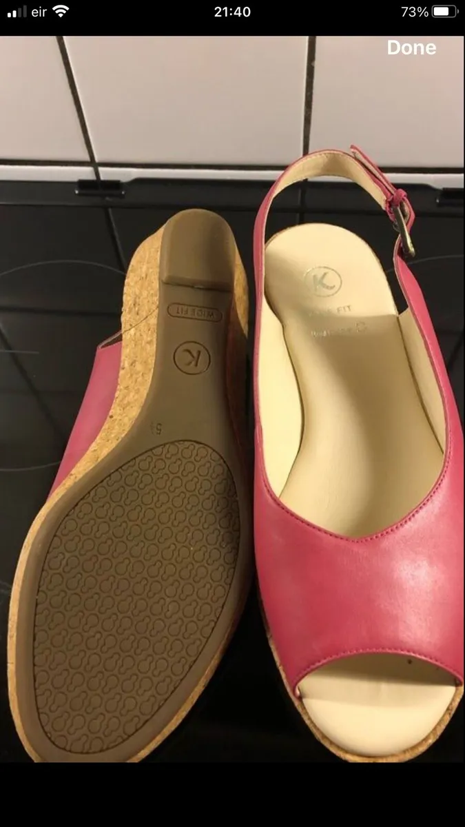 Ladies leather wedge sandals size 5.5 €20 - Image 3