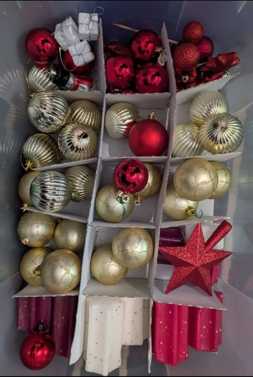 Christmas Decorations from €5 - Image 3