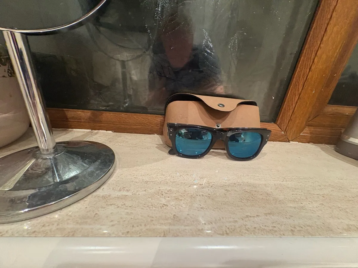 Ray ban glasses - Image 3