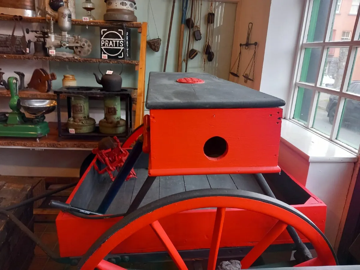 Firemans Cart Vintage - Image 3