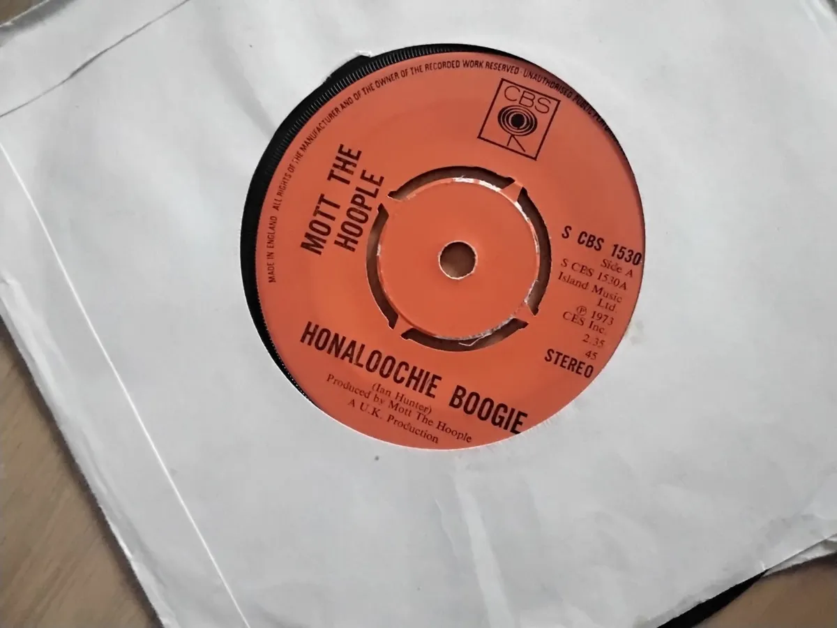 Mott the hoople.    Vinyl