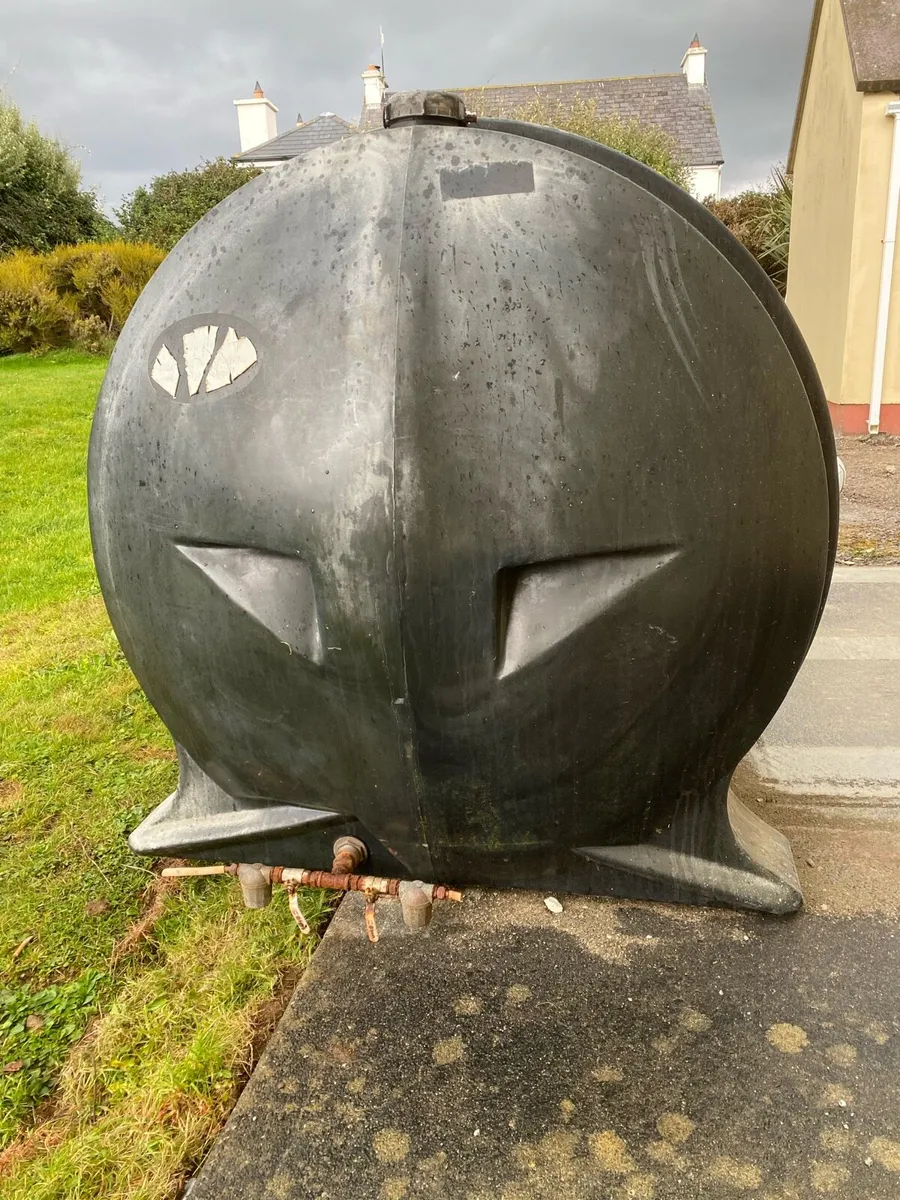 Oil tank - Image 3