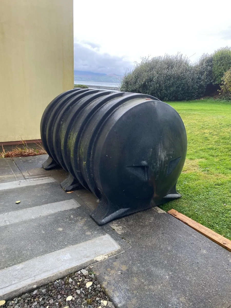 Oil tank - Image 4