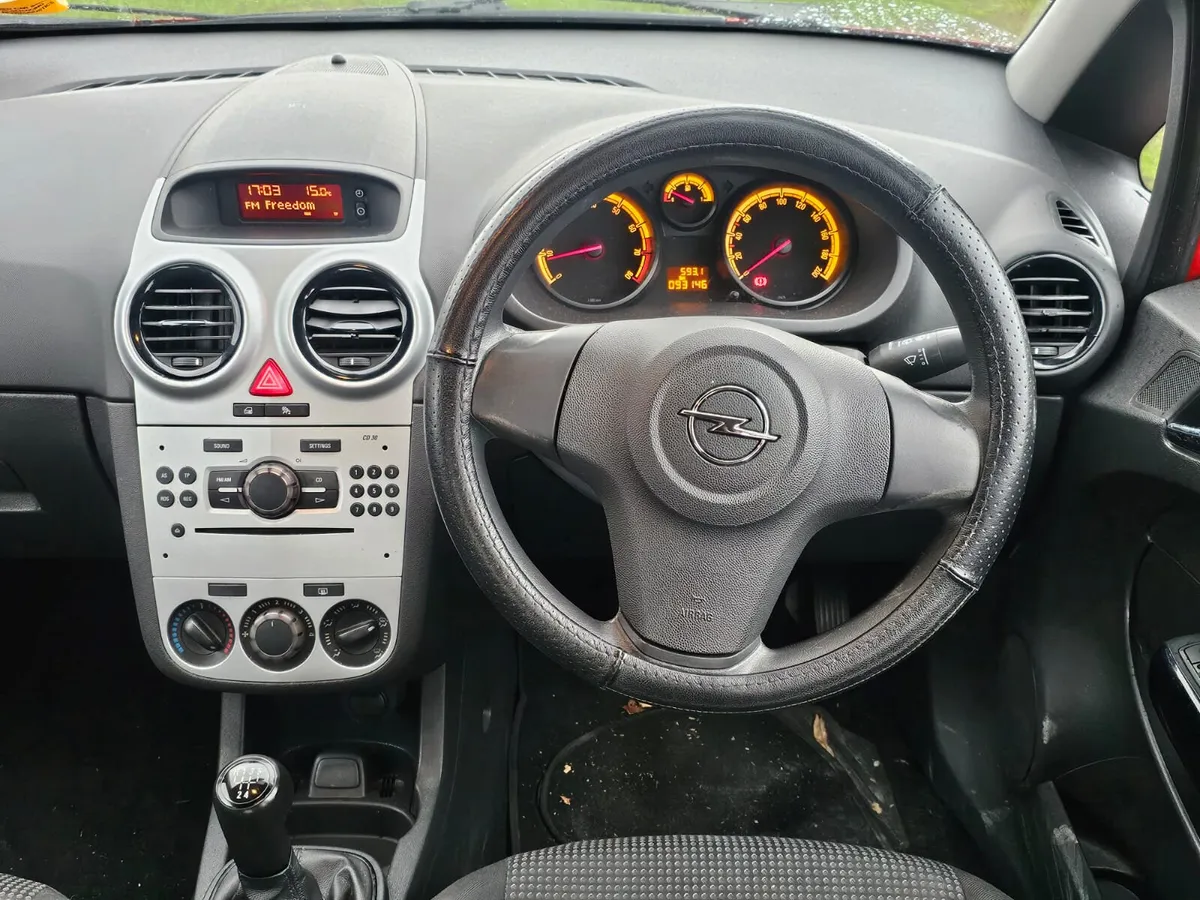 Opel Corsa 2011 low miles €1333 no offers - Image 4