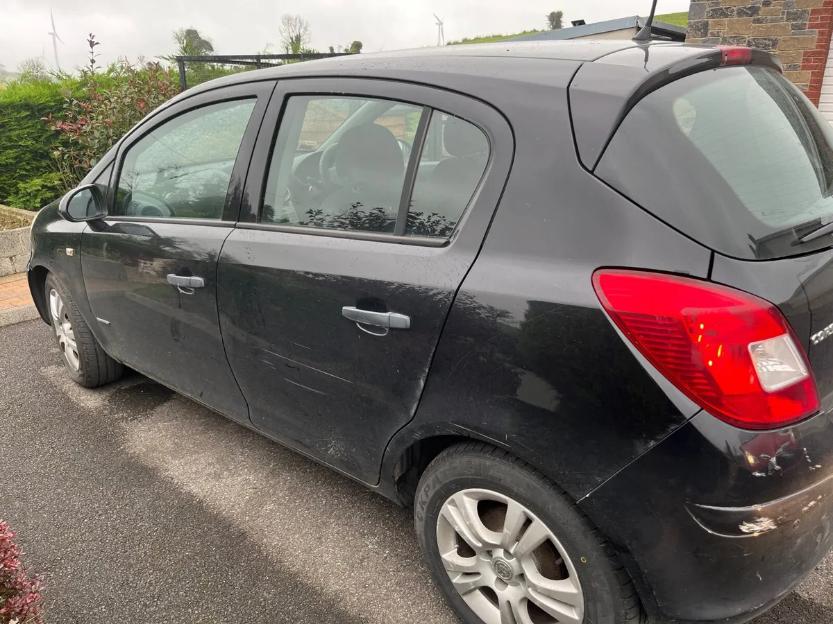 Vauxhall Corsa 2011 - Image 2