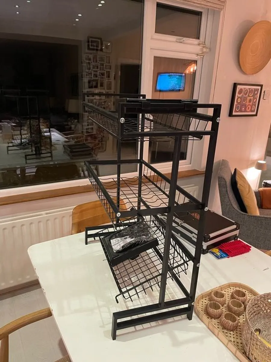 kitchen utensil storage - Image 1