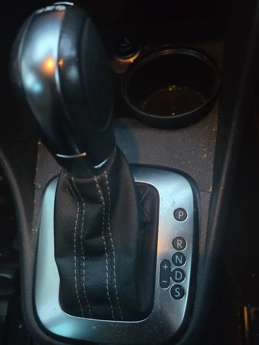 Volkswagen Polo cross 2014 Automatic €6990 - Image 3