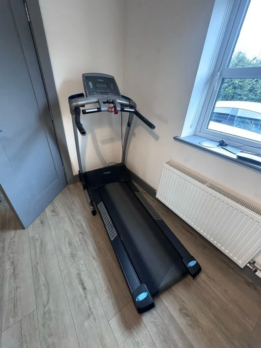 Free Tredmill - Image 1