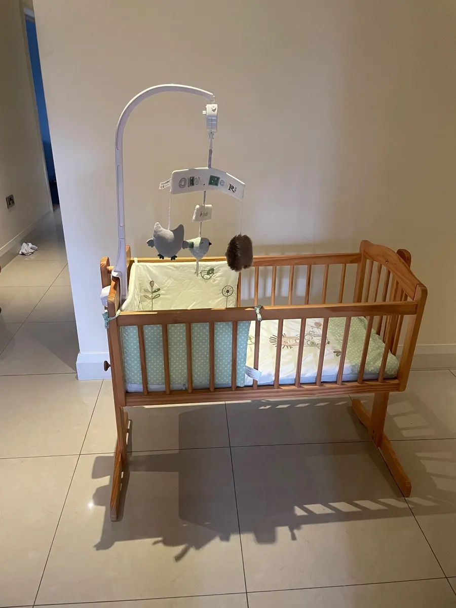 Crib - Image 3