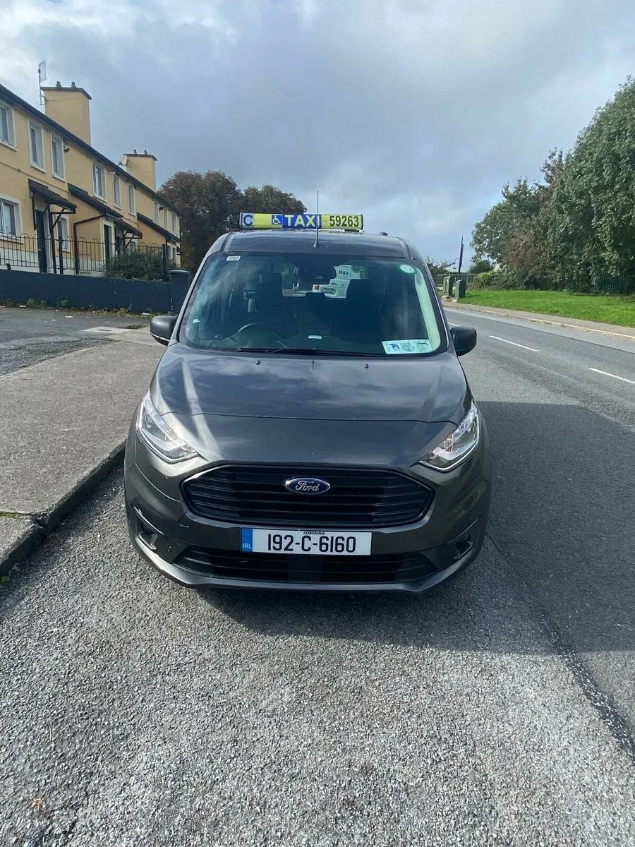Disable Taxi with plate - Image 4