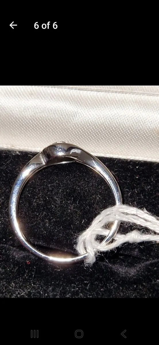 9ct white gold sapphire & diamond ring - Image 3