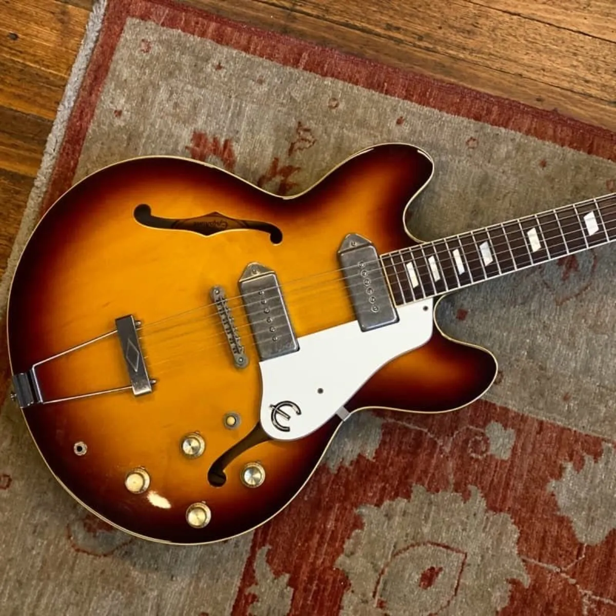 WANTED - Epiphone Casino - Image 2