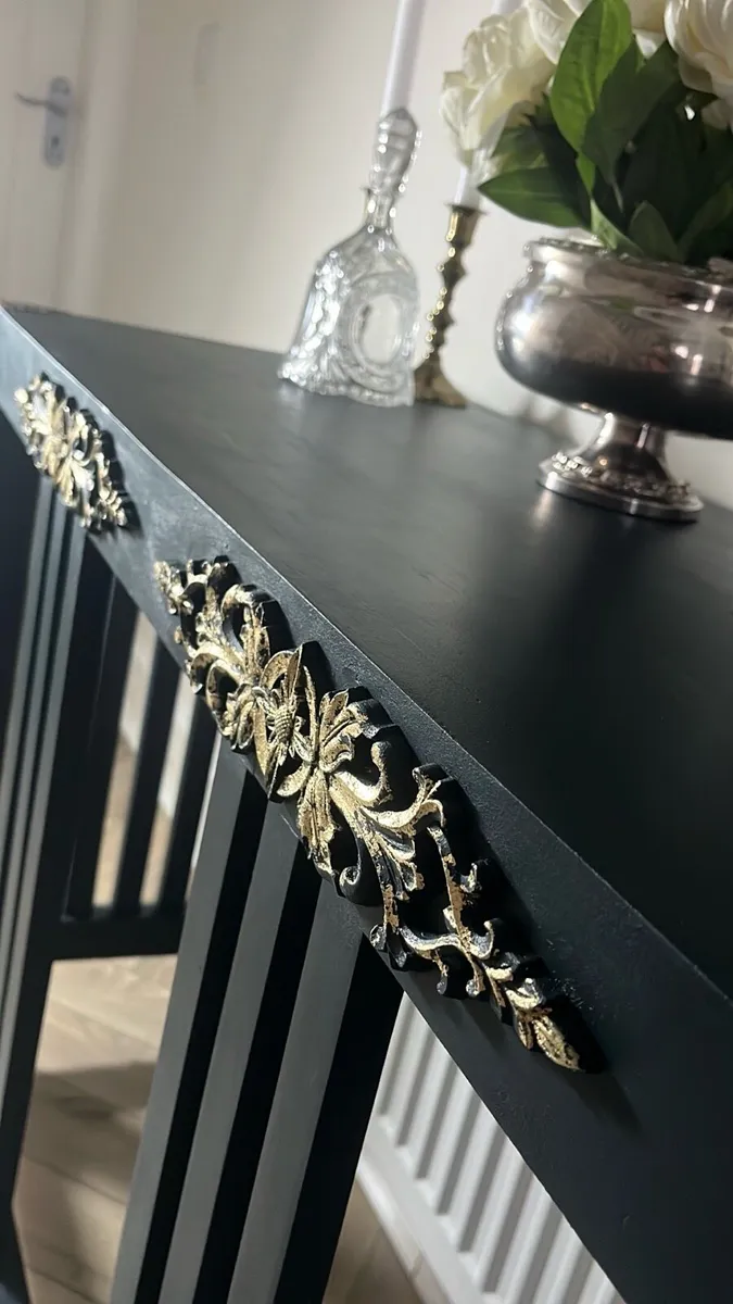 StunningProfessionally hand painted Console Table - Image 2