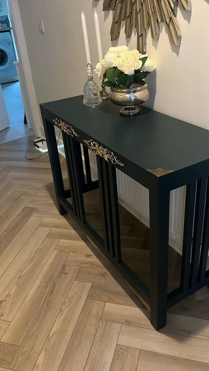 StunningProfessionally hand painted Console Table - Image 4