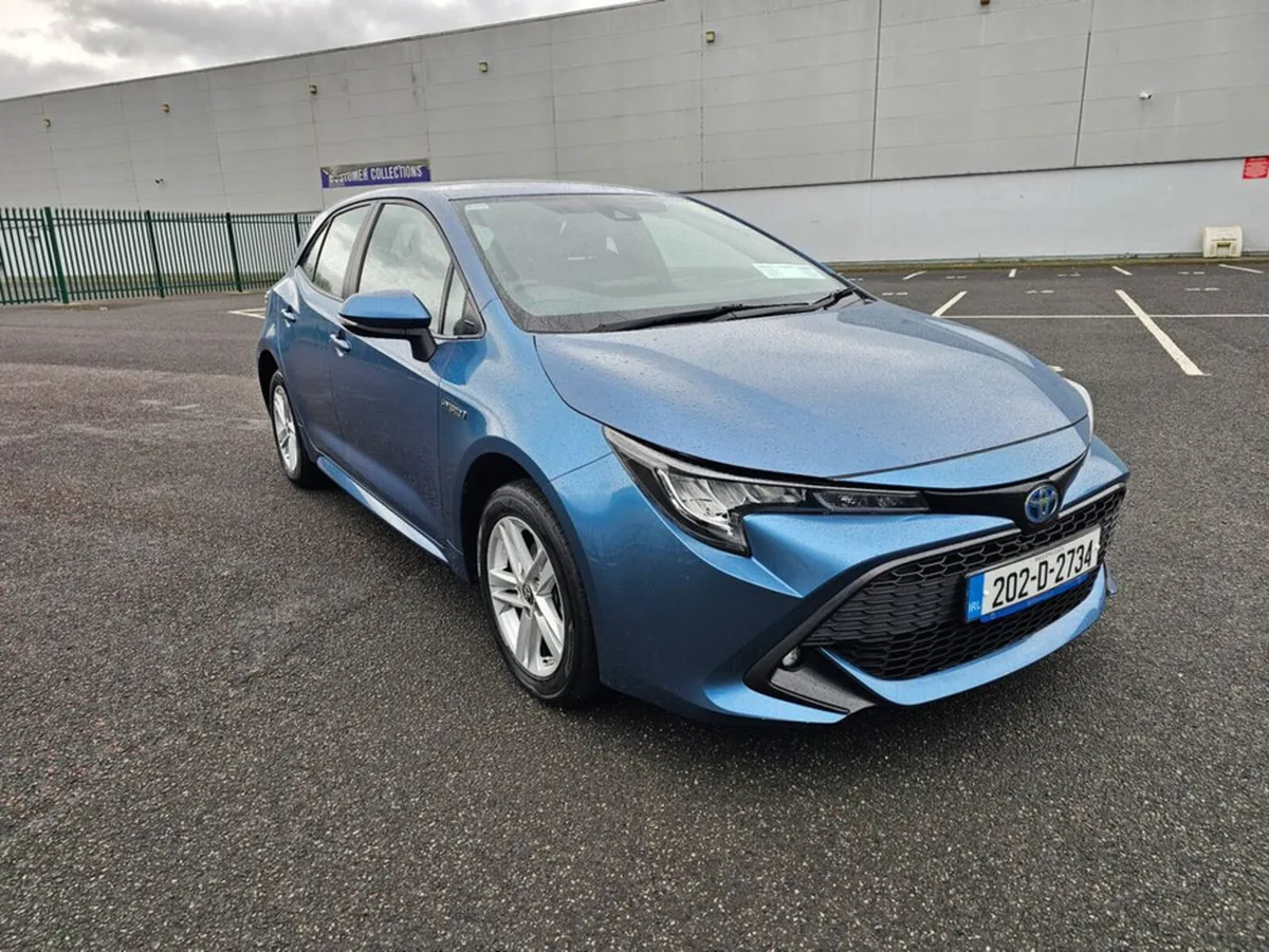 Toyota Corolla LUNA MODEL, HYBRID, LOW MILEAGE, AU - Image 4
