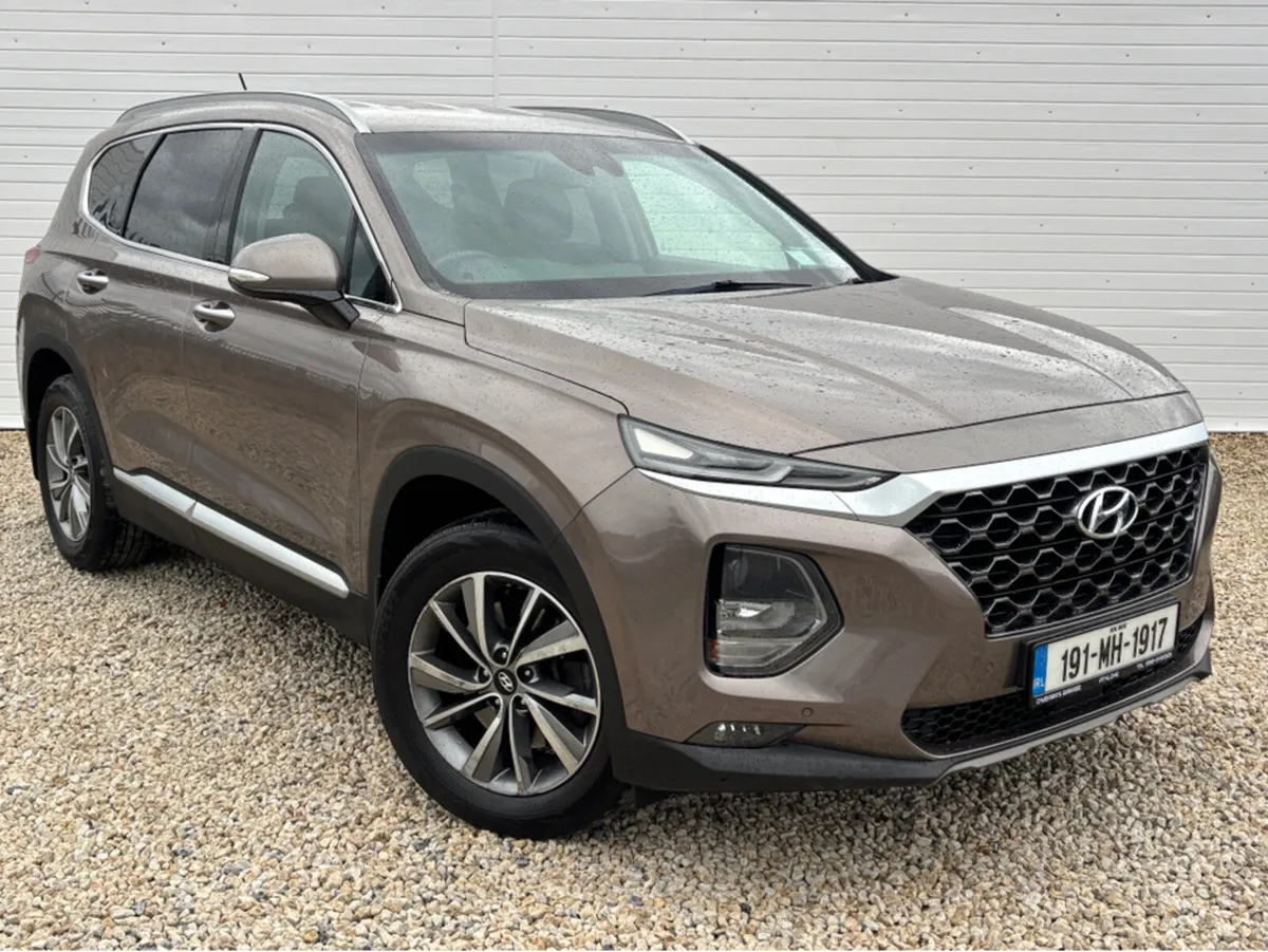 Hyundai Santa Fe 2WD EXECUTIVE PLUS 5DR - Image 1