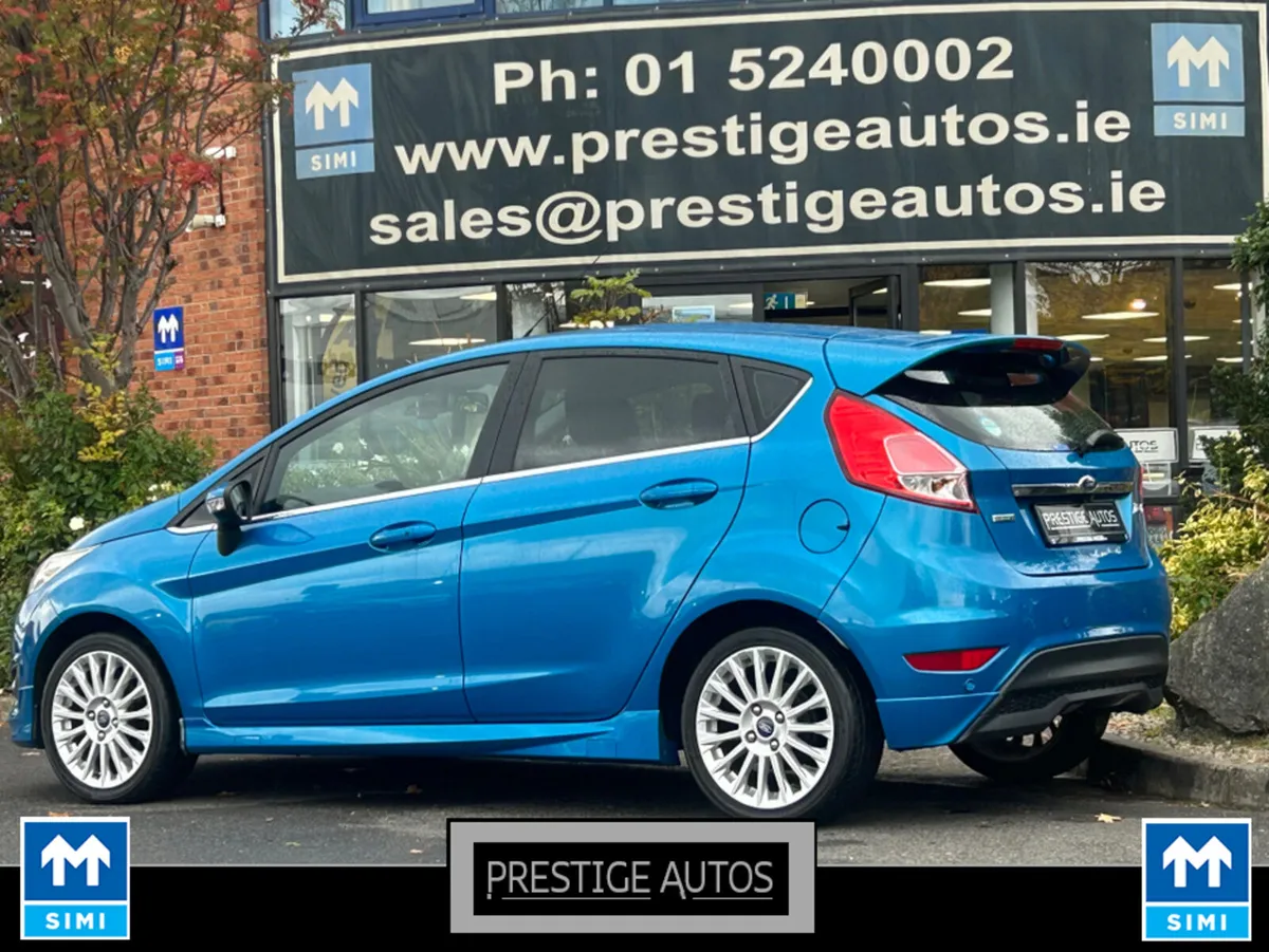 Ford Fiesta 1.0 AUTO ECO BOOST *CAR ID 27* - Image 4