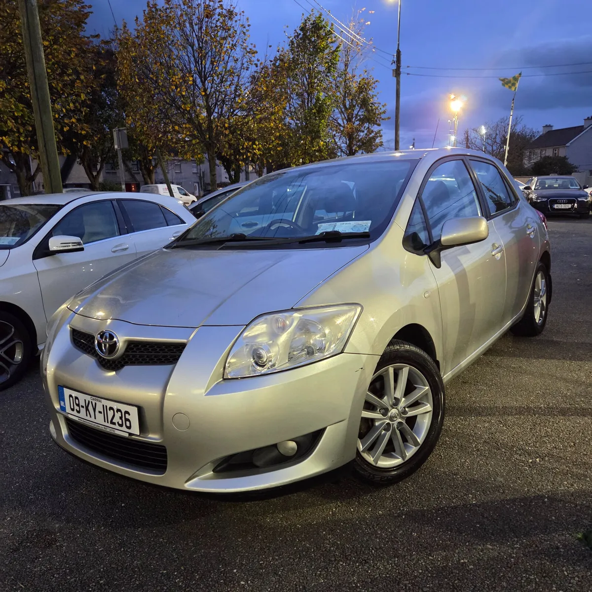 Toyota Auris 2009 TR 1.33 5 DR - Image 1