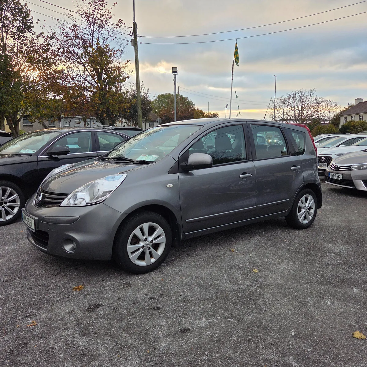 Nissan Note 2011 1.4 - Image 2