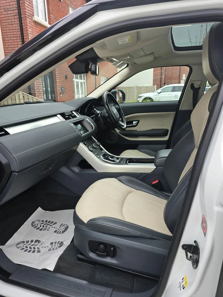 Land Rover Range Rover Evoque 2018 - Image 4