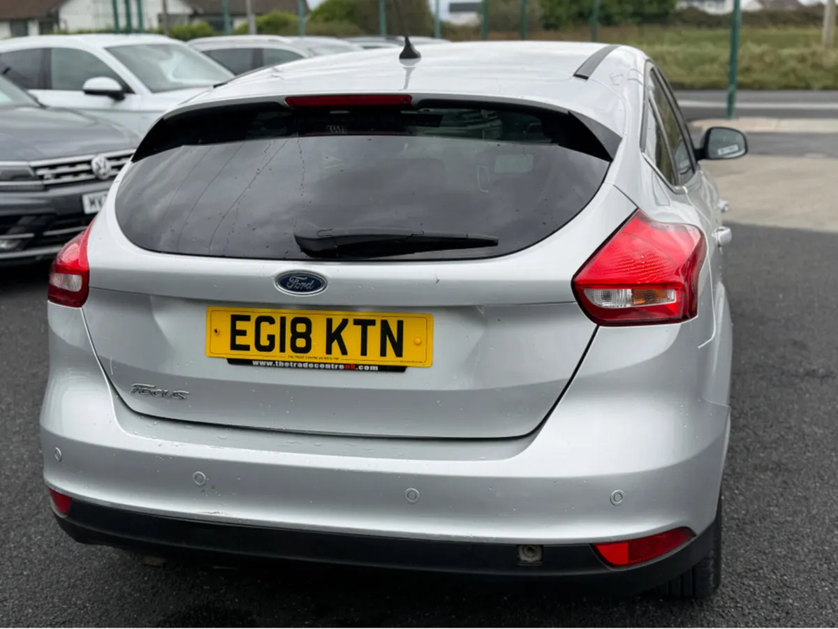 Ford Focus ZETEC EDITION TDCI - Image 4
