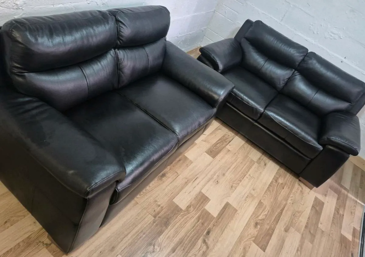 Leather suite ,Dublin Delivery included - Image 1