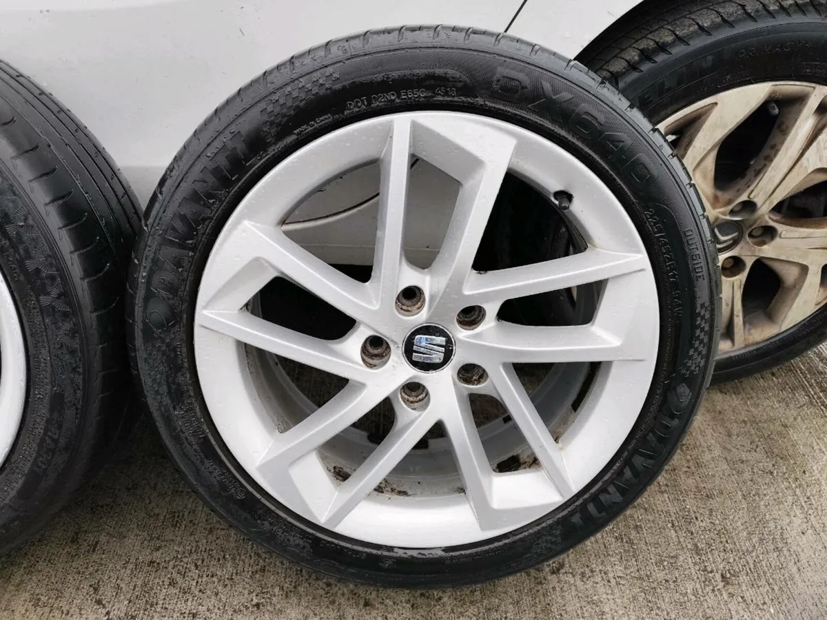 17" Seat alloy wheels with tyres. VW, Audi, Skoda. - Image 2