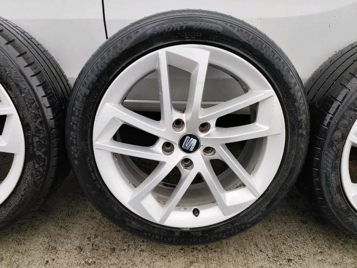 17" Seat alloy wheels with tyres. VW, Audi, Skoda. - Image 3