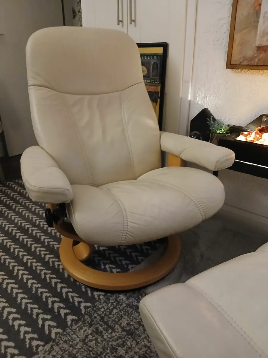 Ekornes "Stressless " Recliner & Otterman. - Image 2