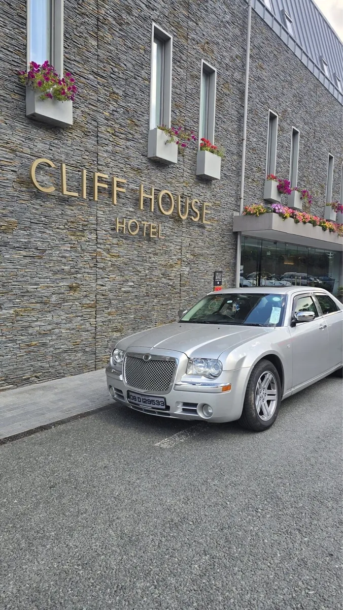 Wedding cars & Airport Tranfers - Image 1